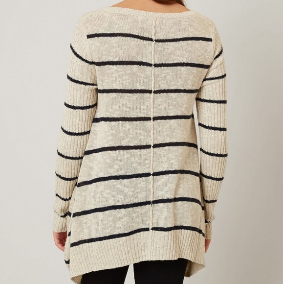Buckle Daytrip Striped Sweater - Picture 2 of 6